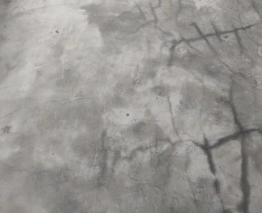 地面裂缝.png