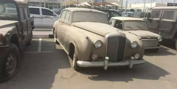 灰尘盖车.jpg