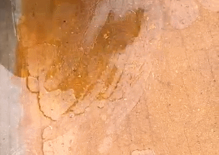 地面倒水.gif
