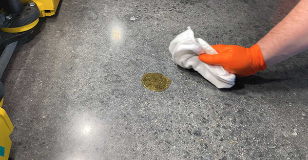 阻止油污渗入.jpg