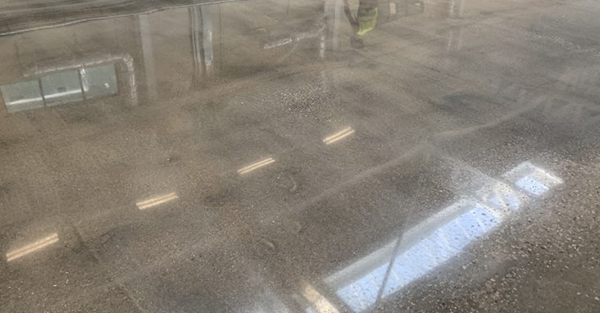 抛光地面.jpg