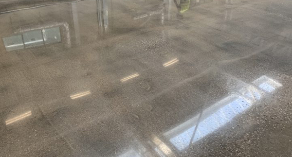 抛光地面.jpg